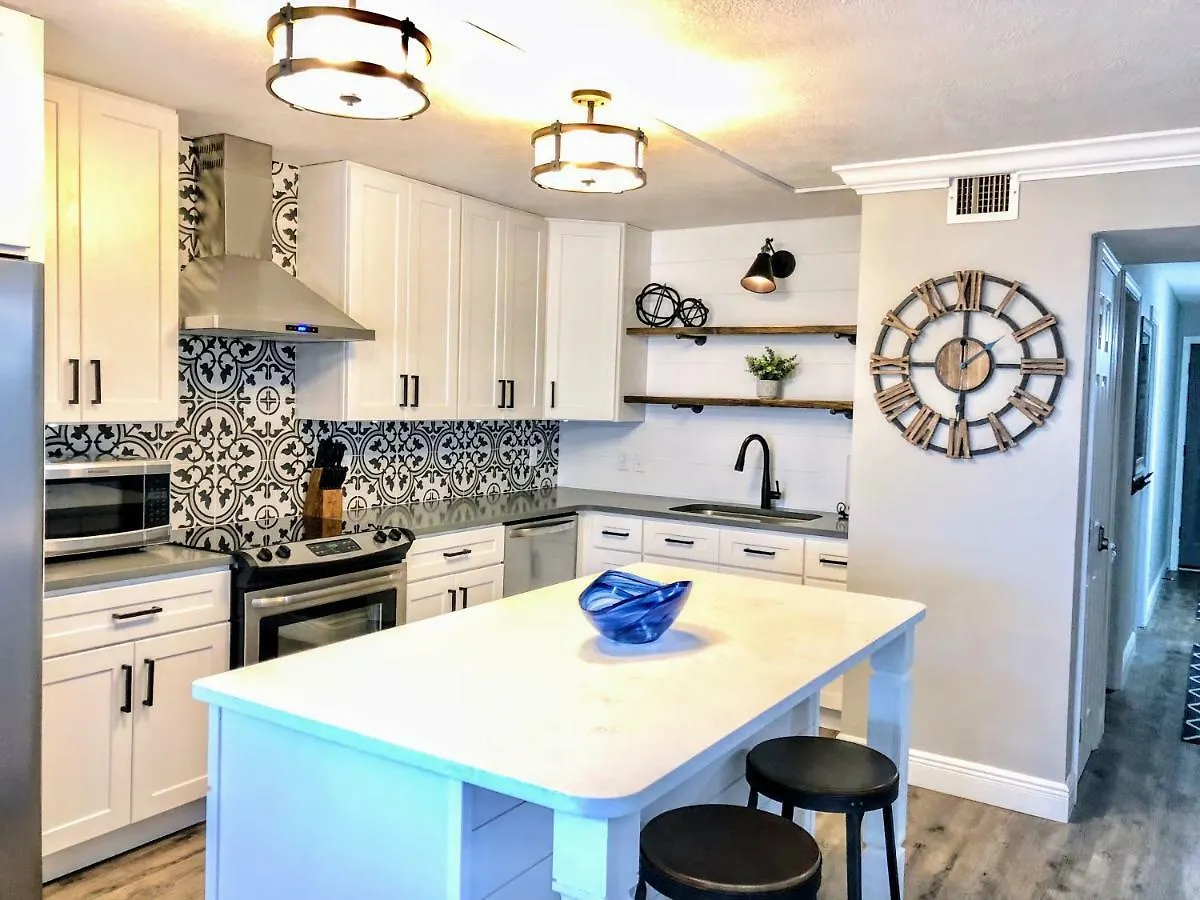 Regency Towers - Beachfront Condo Panama City Beach Apartment